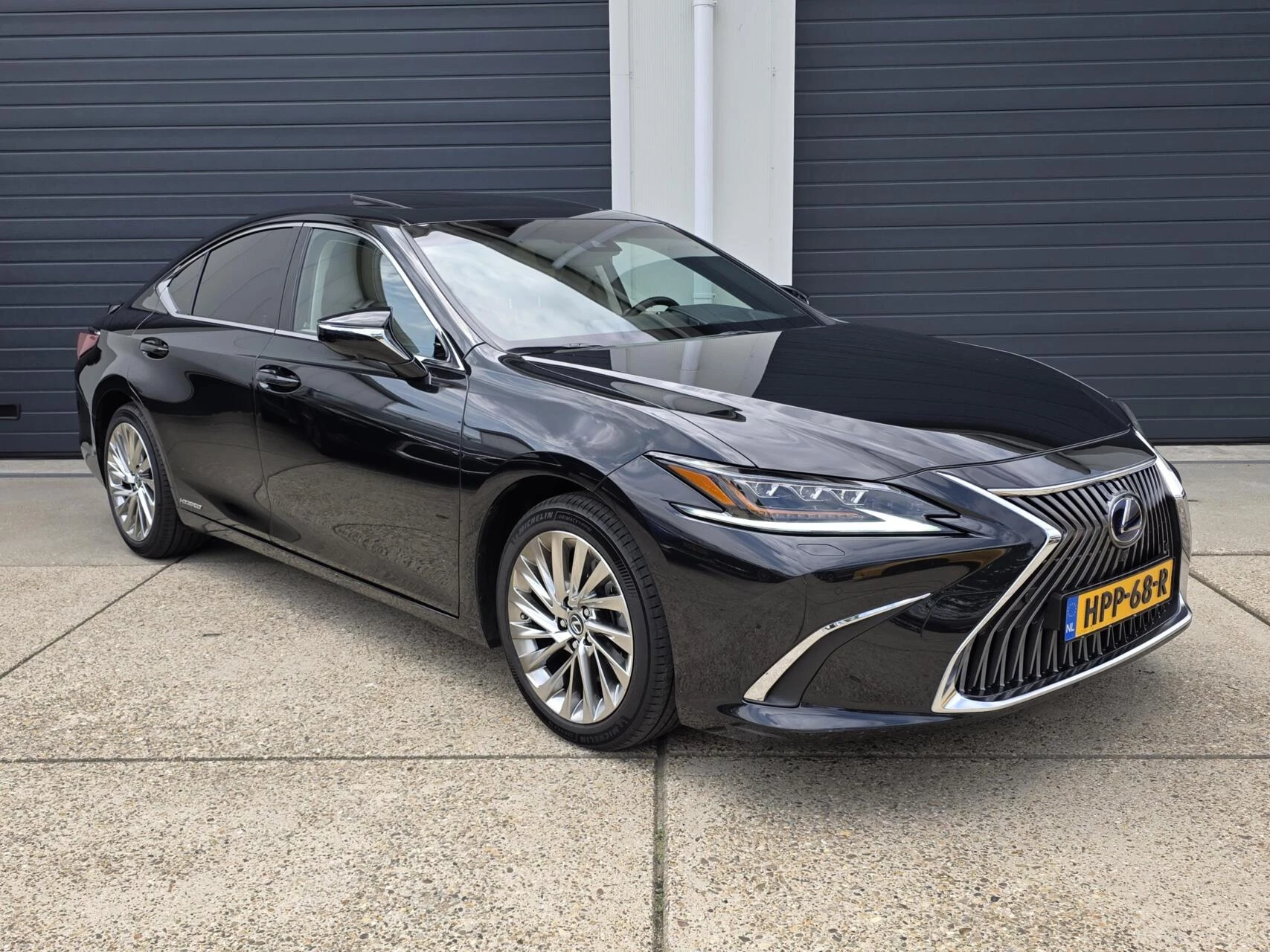 Hoofdafbeelding Lexus ES