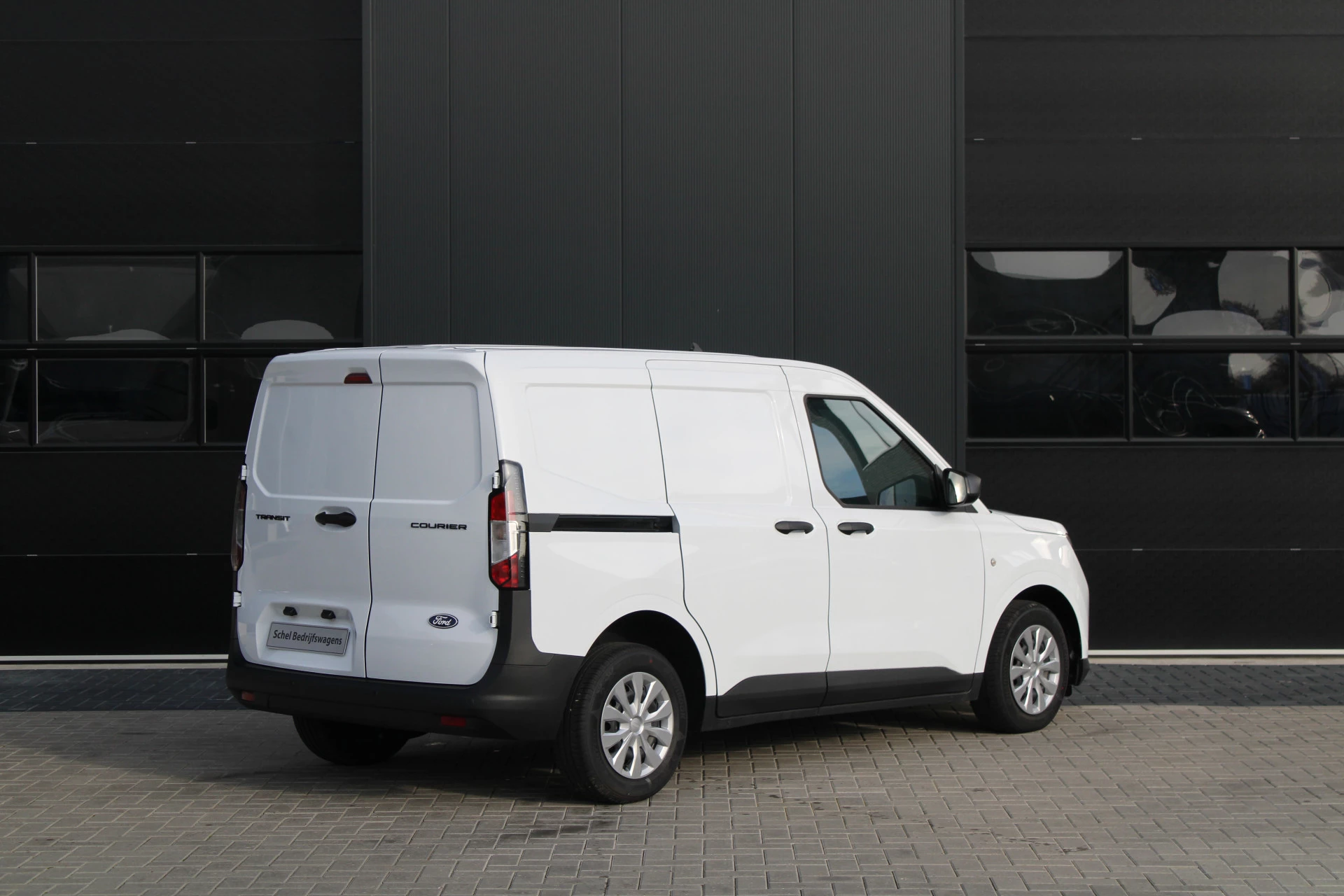 Hoofdafbeelding Ford Transit Courier