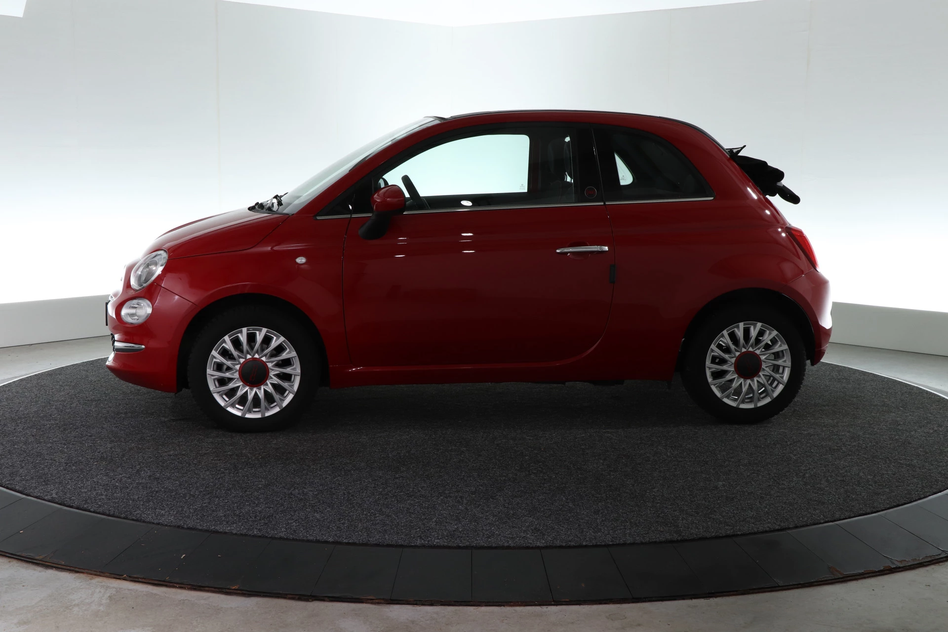 Hoofdafbeelding Fiat 500C