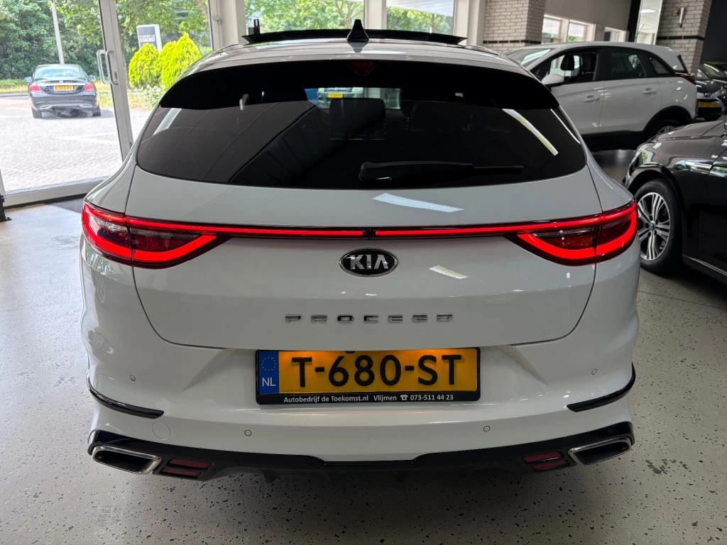 Hoofdafbeelding Kia ProCeed
