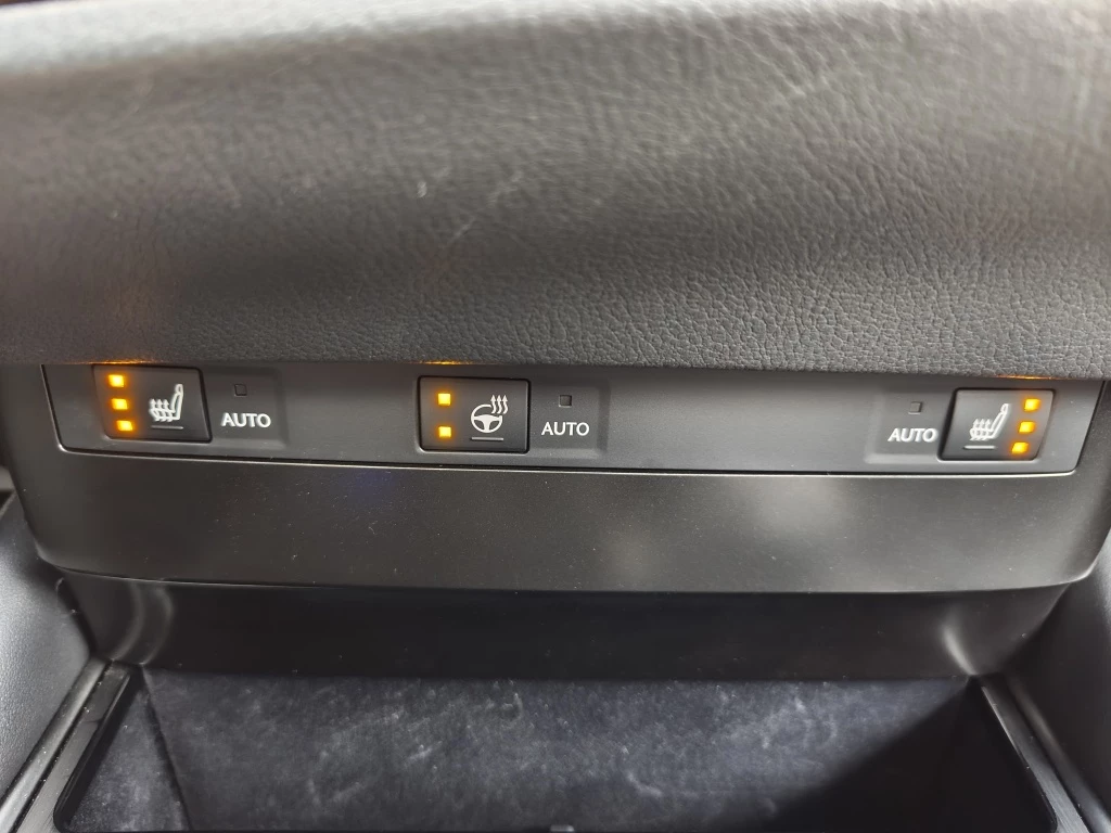 Hoofdafbeelding Lexus ES