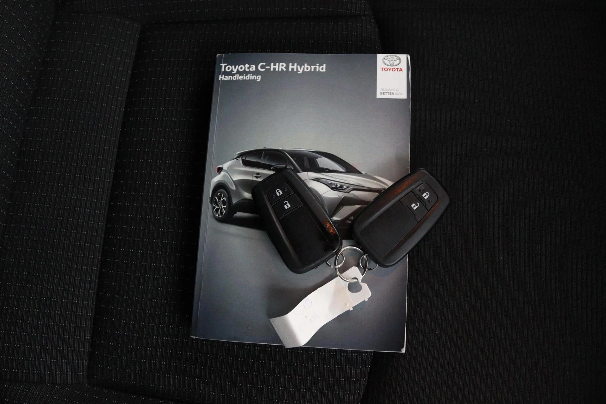 Hoofdafbeelding Toyota C-HR