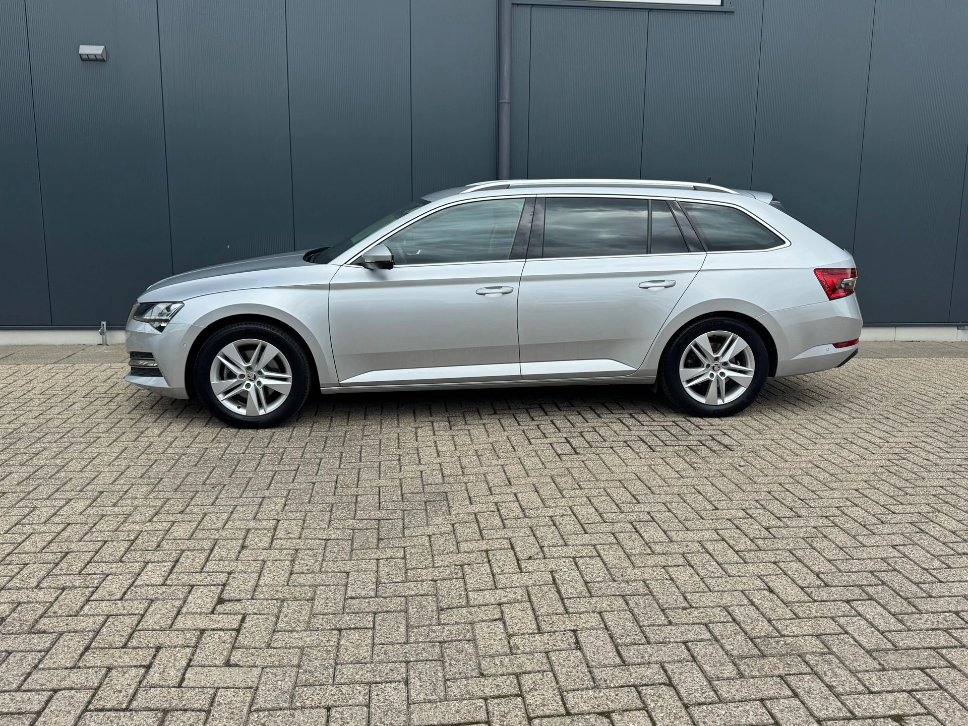 Hoofdafbeelding Škoda Superb