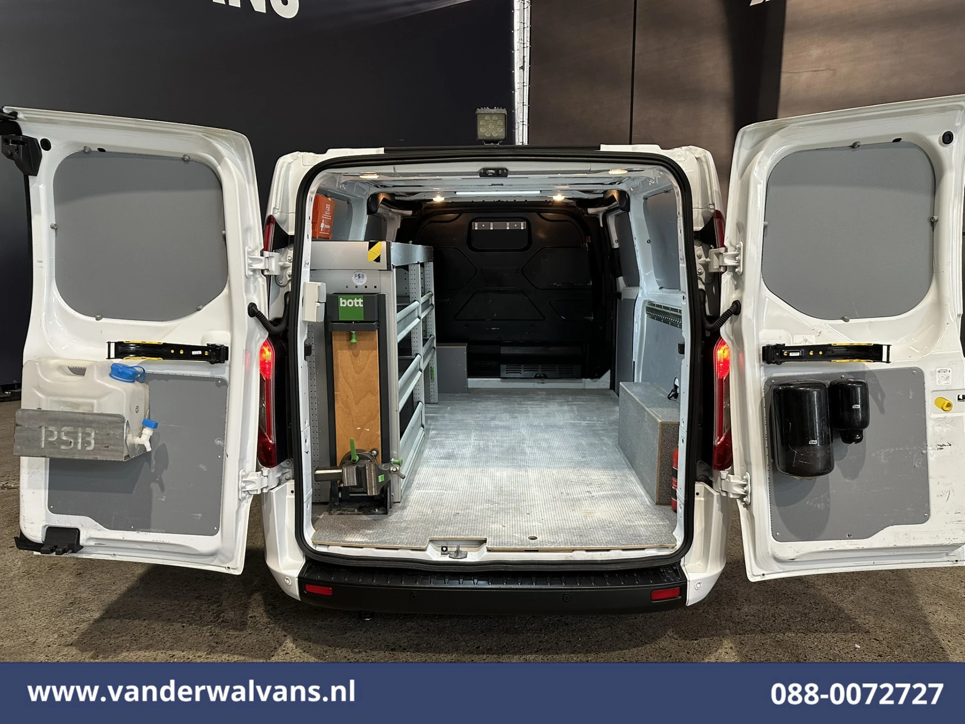 Hoofdafbeelding Ford Transit Custom