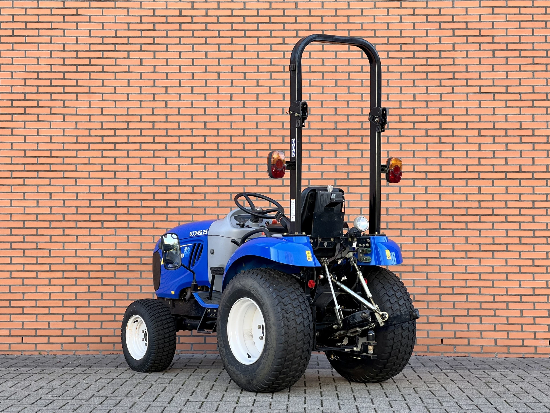 Hoofdafbeelding New Holland Boomer 25