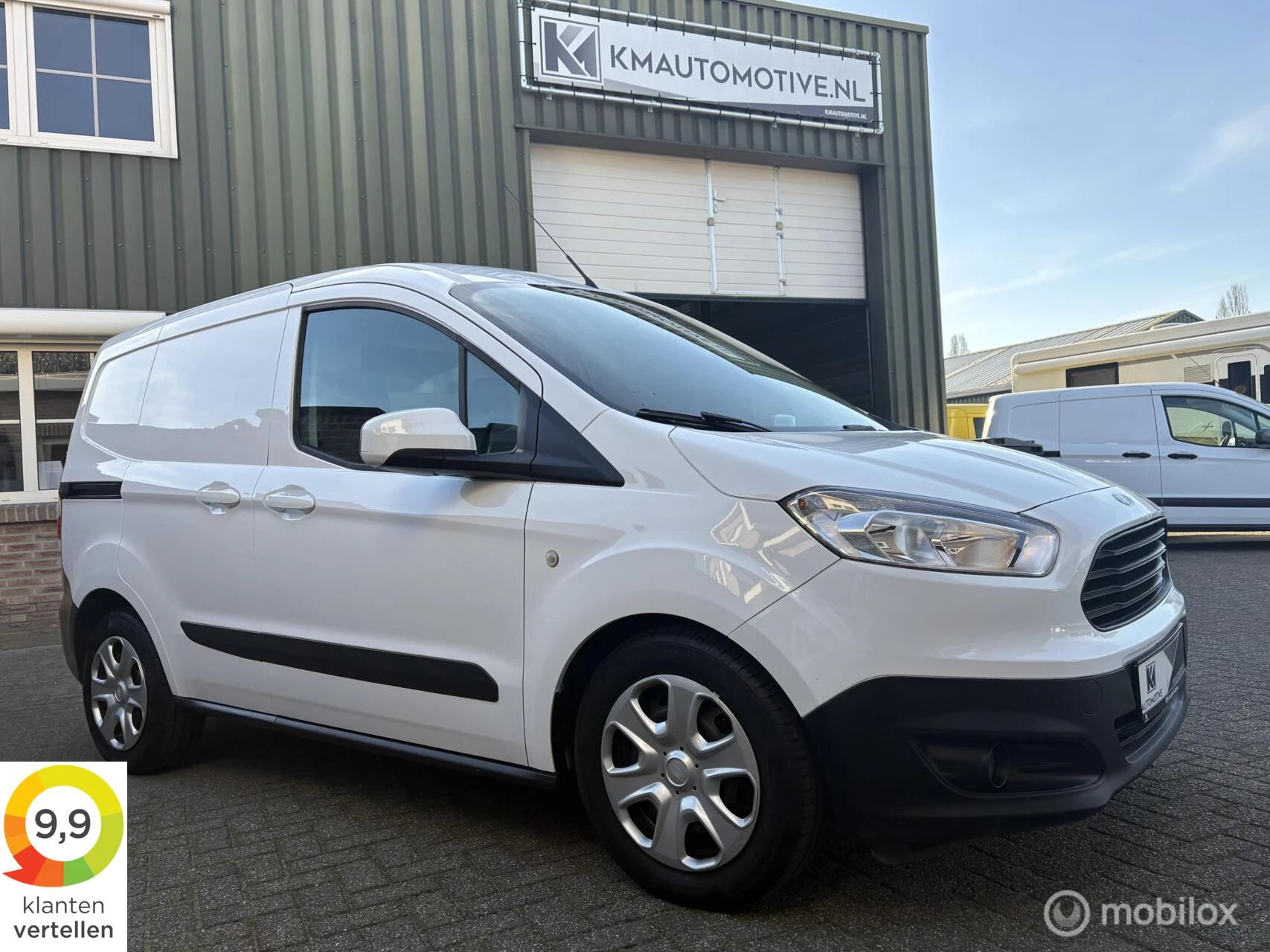 Hoofdafbeelding Ford Transit Courier