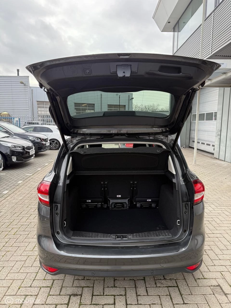 Hoofdafbeelding Ford C-MAX