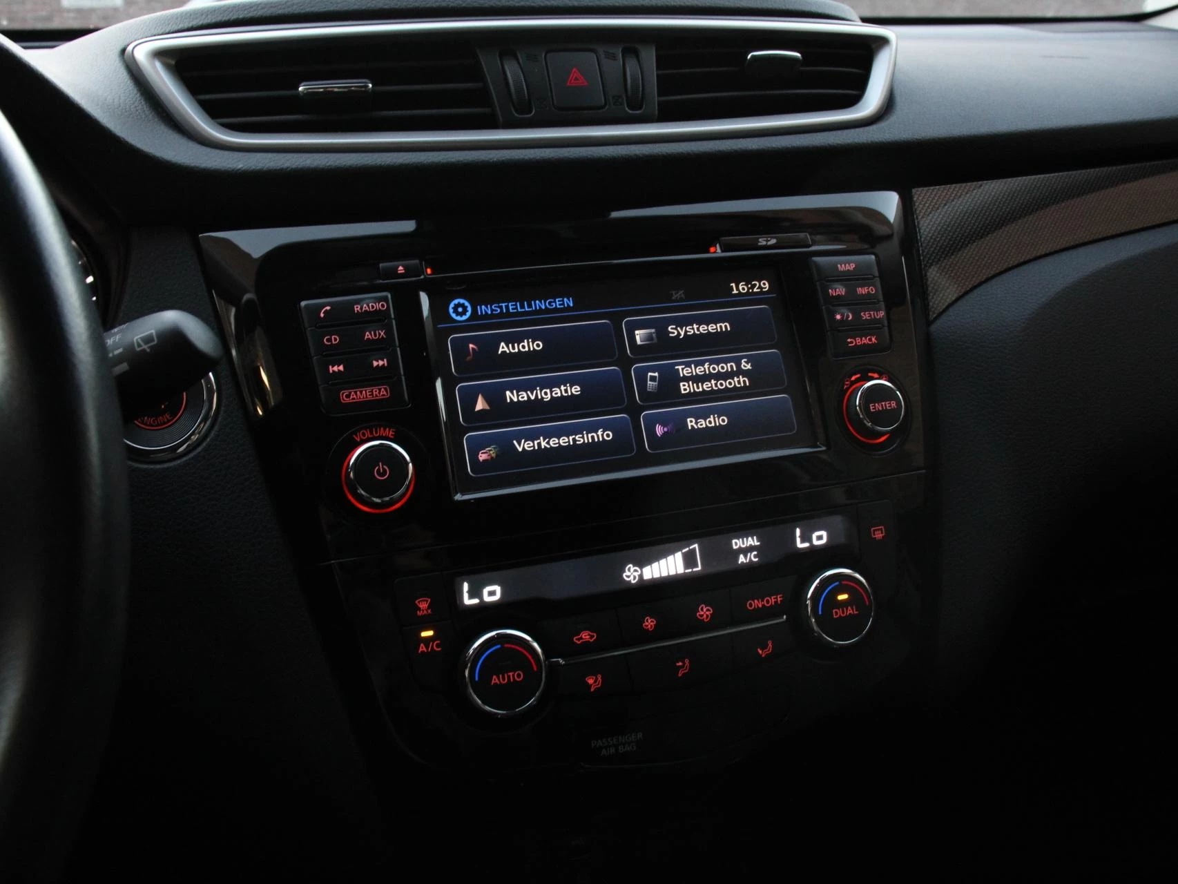 Hoofdafbeelding Nissan X-Trail