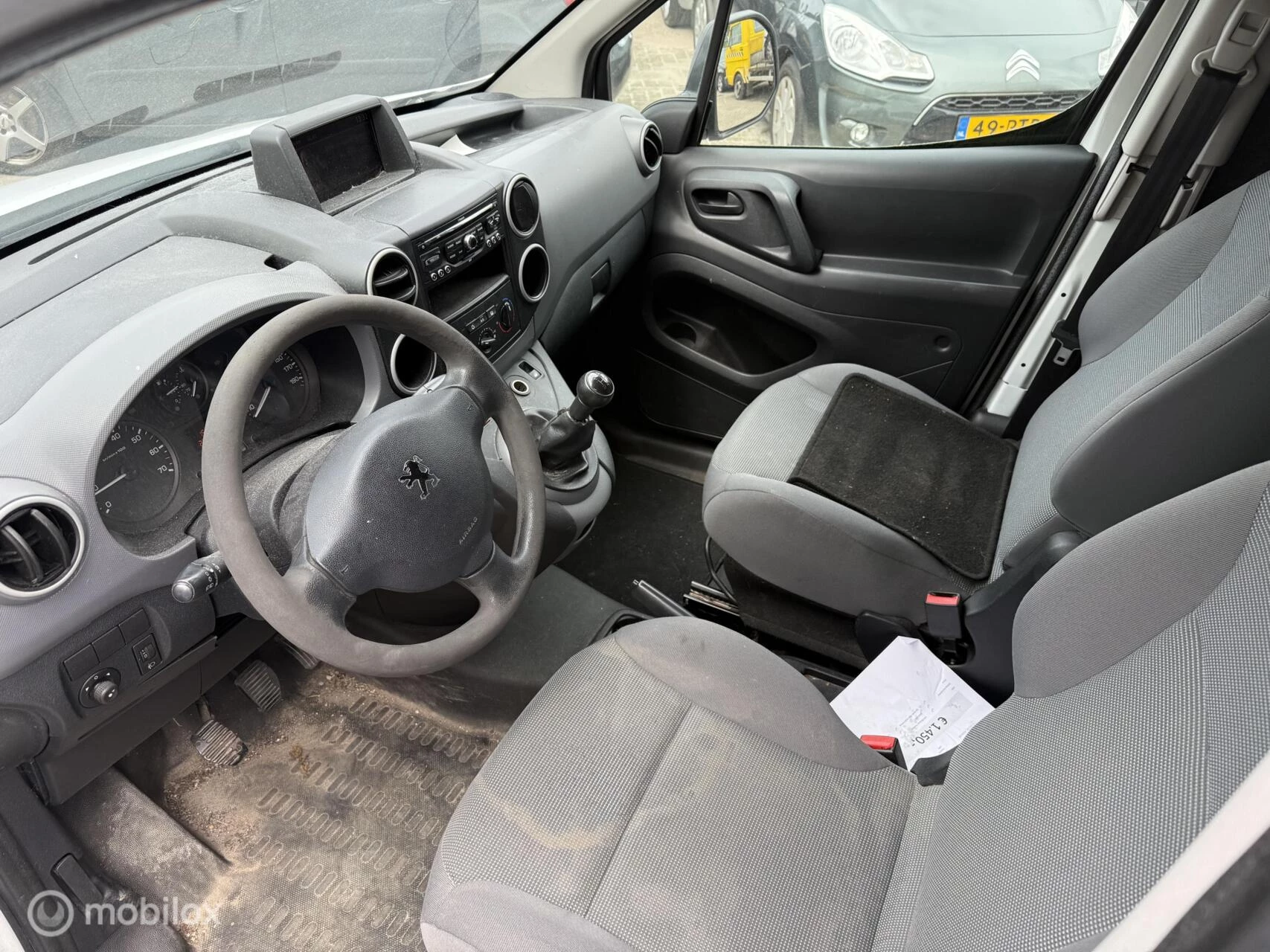 Hoofdafbeelding Peugeot Partner