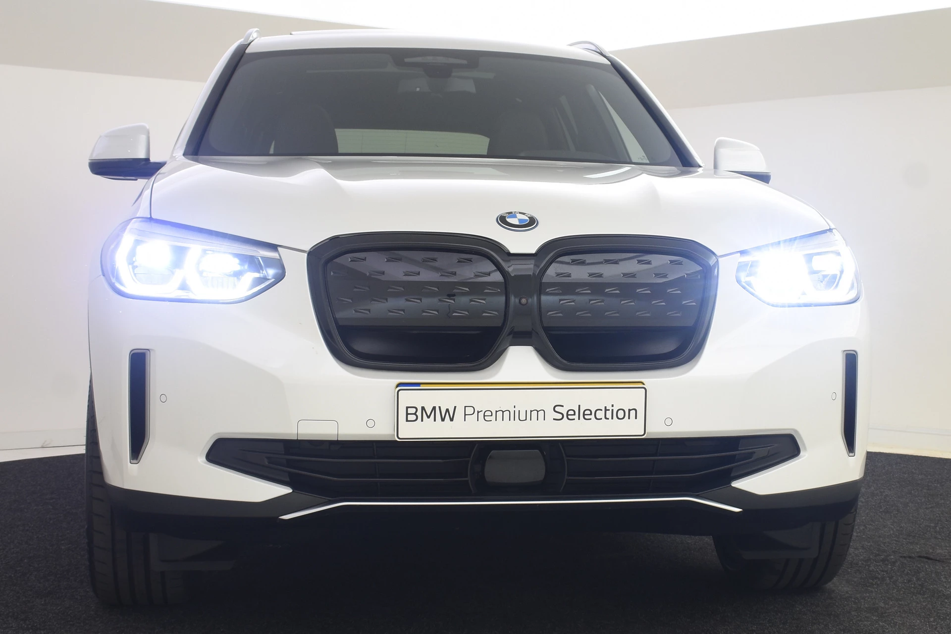 Hoofdafbeelding BMW iX3