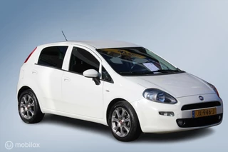 Hoofdafbeelding Fiat Punto Fiat Punto  TwinAir Turbo 100 Lounge, Climate Control