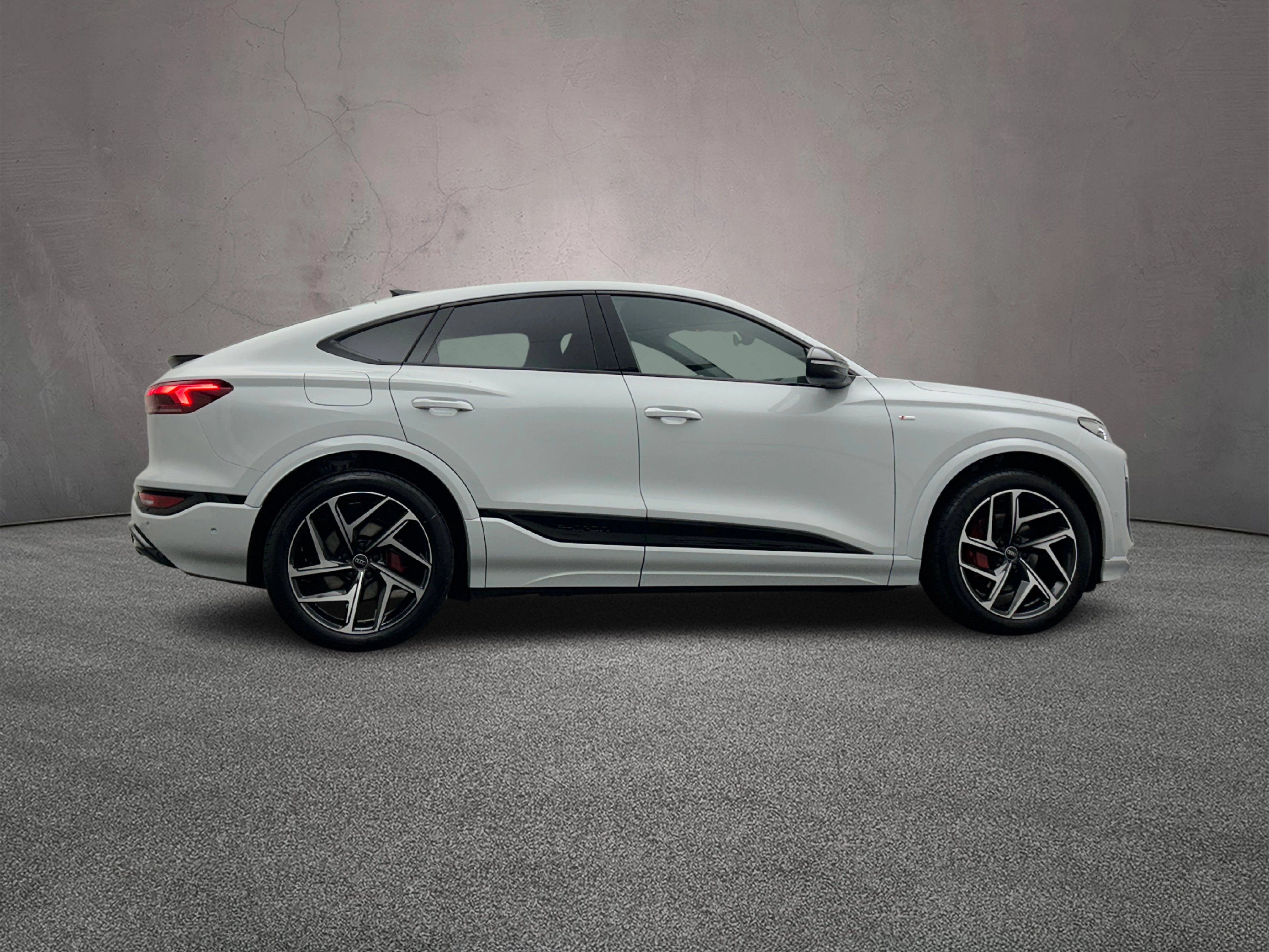 Hoofdafbeelding Audi Q6 e-tron