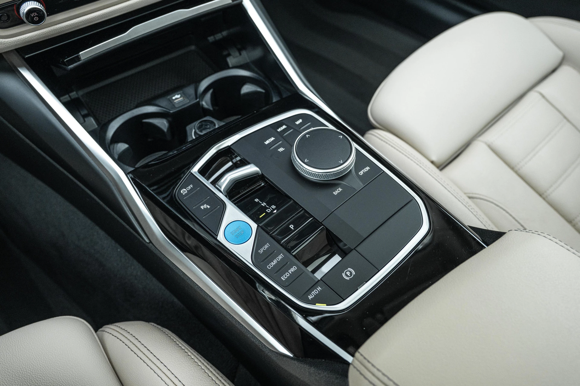 Hoofdafbeelding BMW i4