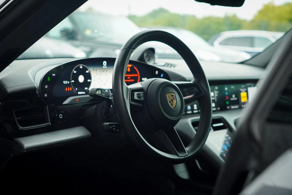 Hoofdafbeelding Porsche Taycan