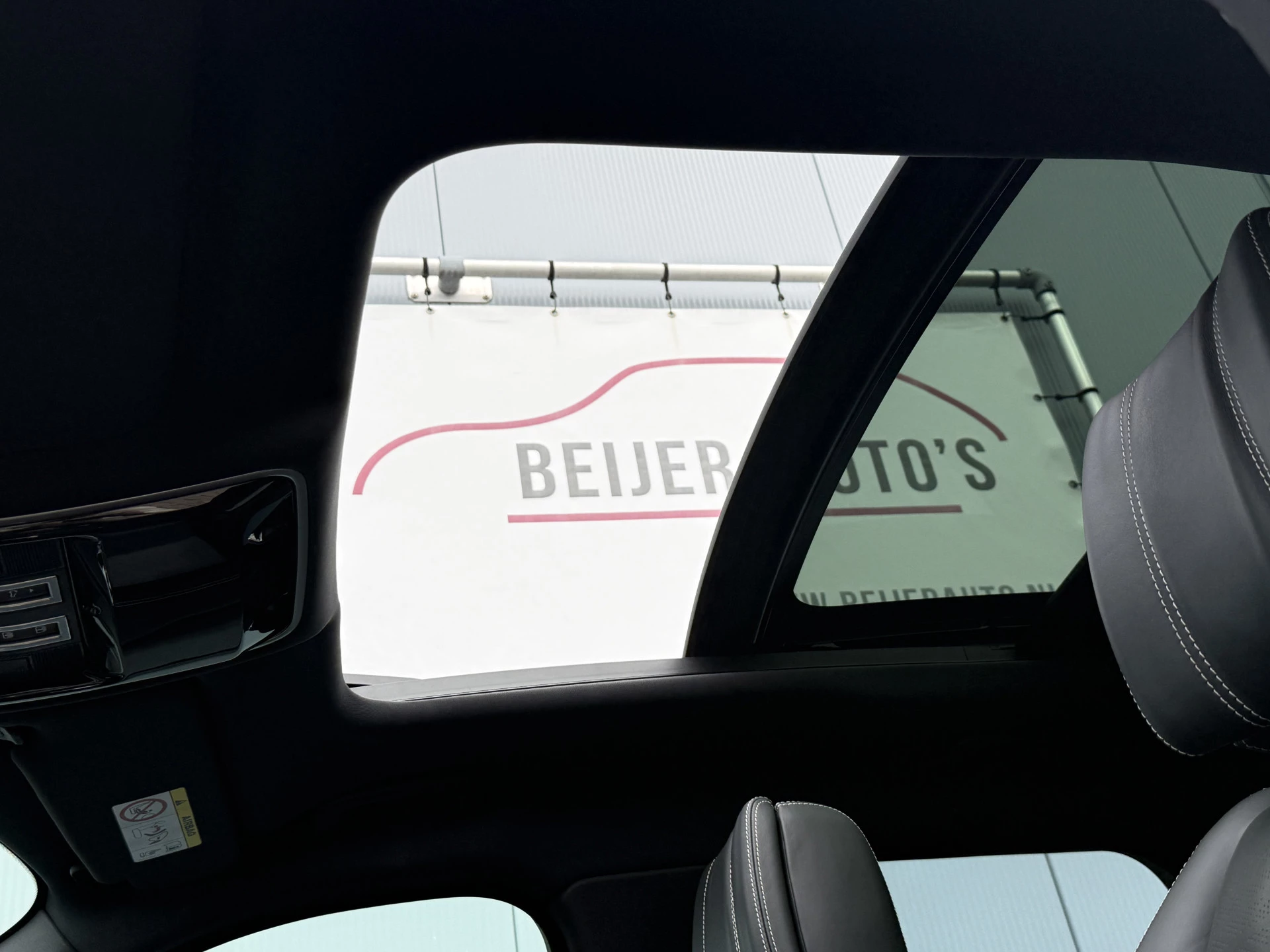 Hoofdafbeelding Land Rover Range Rover Velar