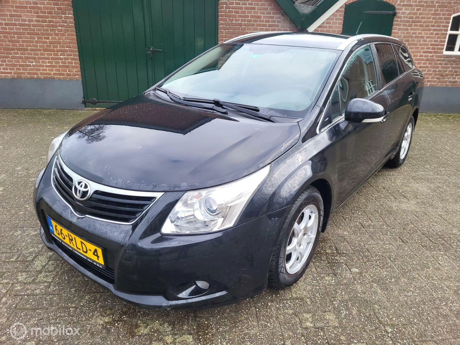 Hoofdafbeelding Toyota Avensis