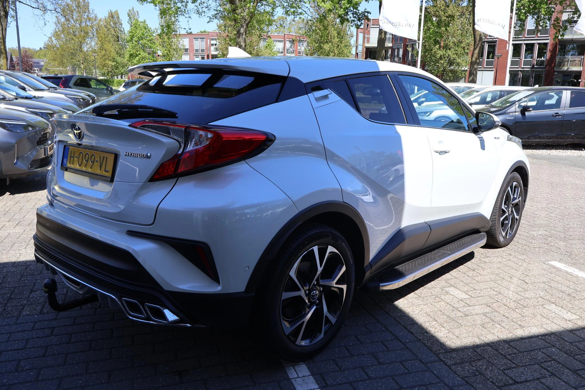Hoofdafbeelding Toyota C-HR