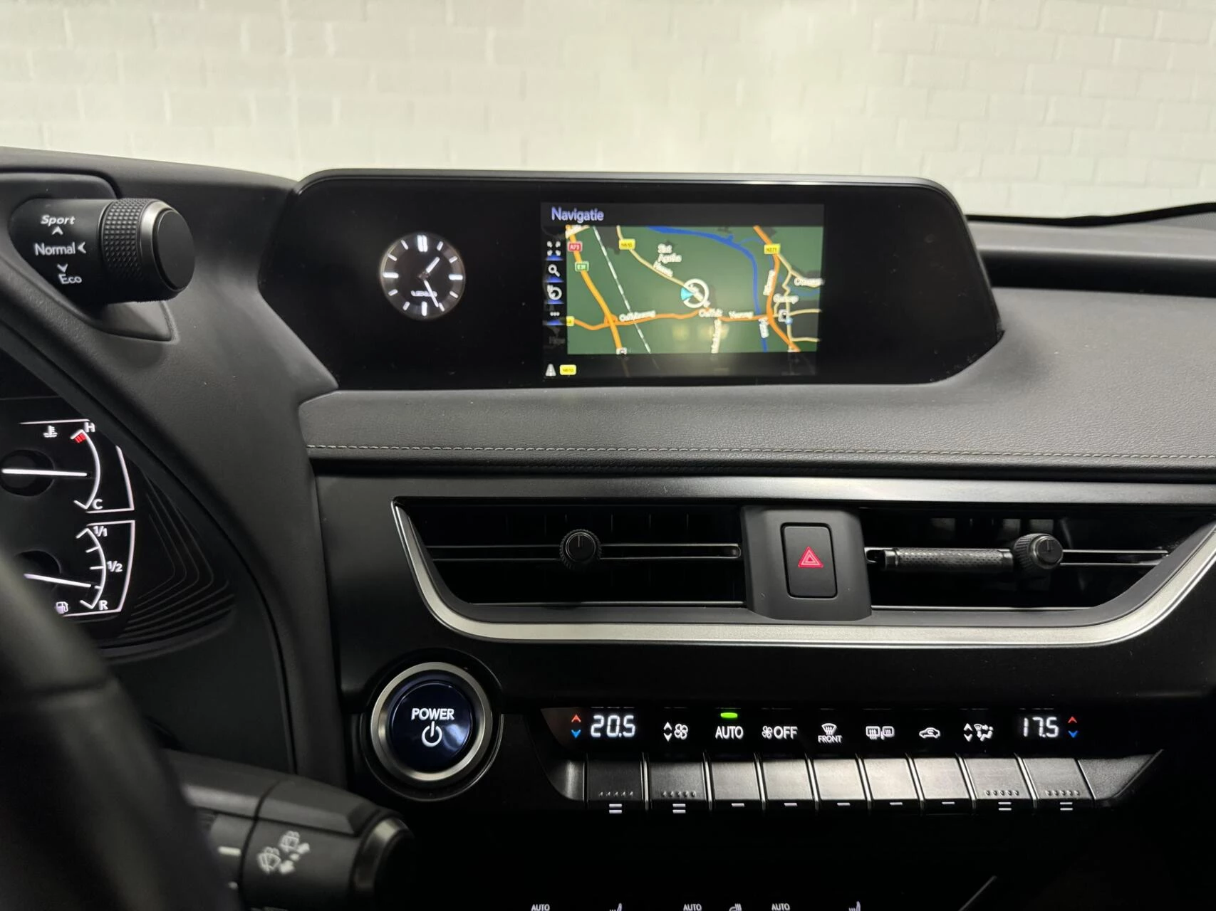 Hoofdafbeelding Lexus UX