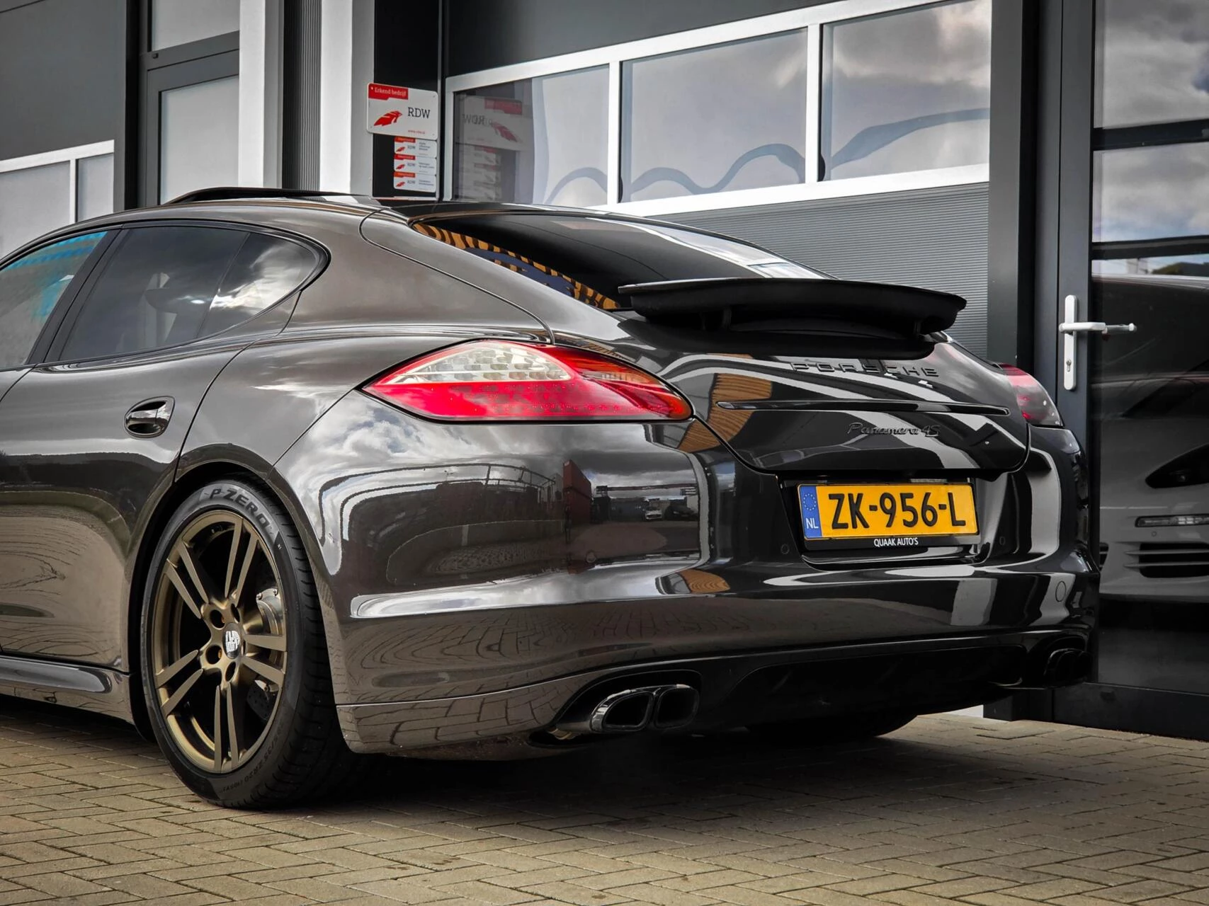 Hoofdafbeelding Porsche Panamera