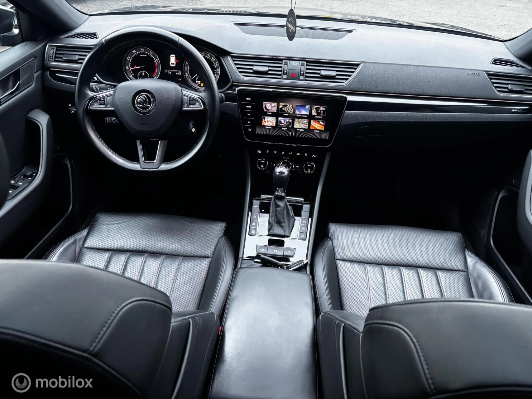 Hoofdafbeelding Škoda Superb