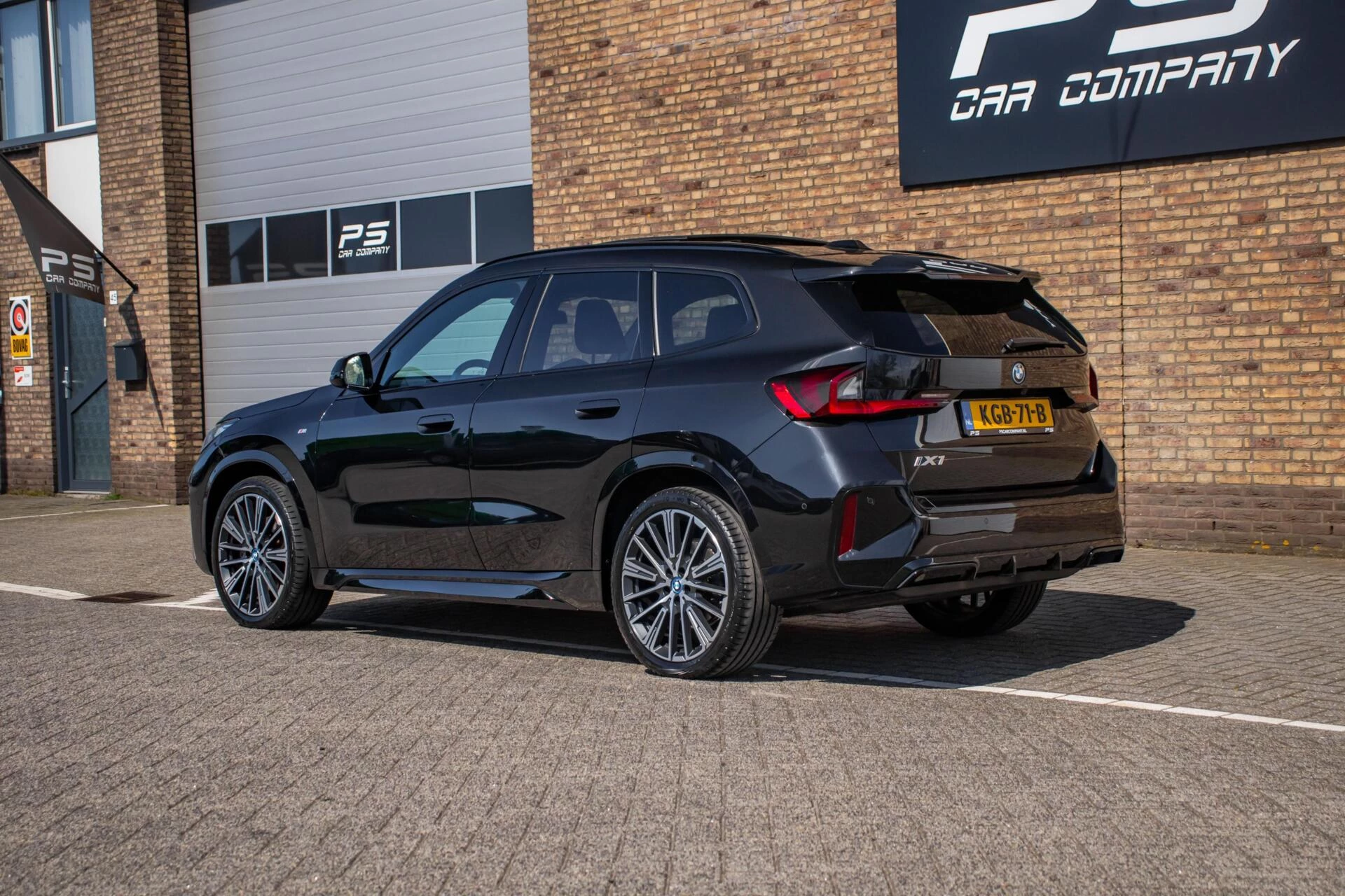 Hoofdafbeelding BMW iX1