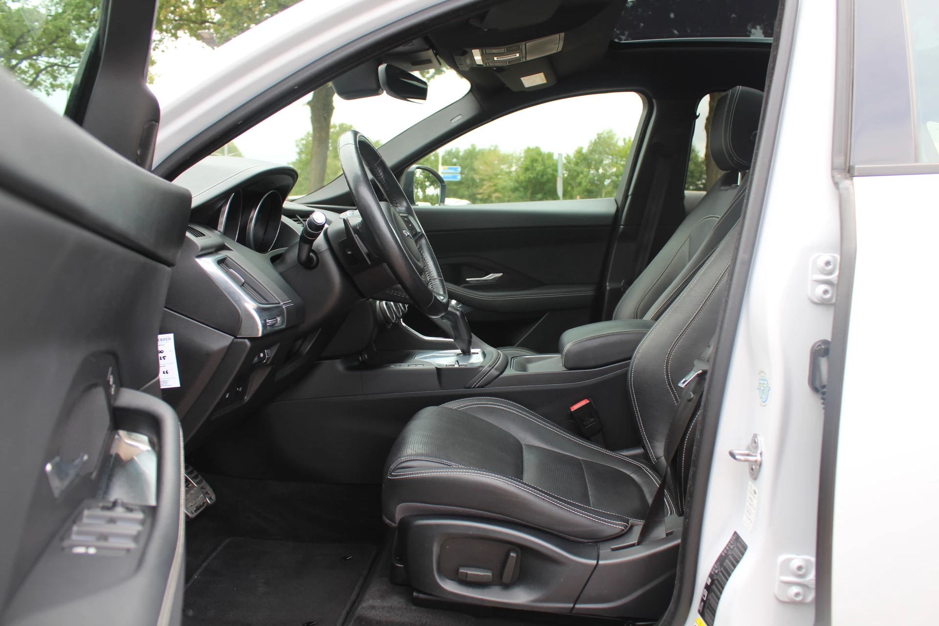 Hoofdafbeelding Jaguar E-PACE