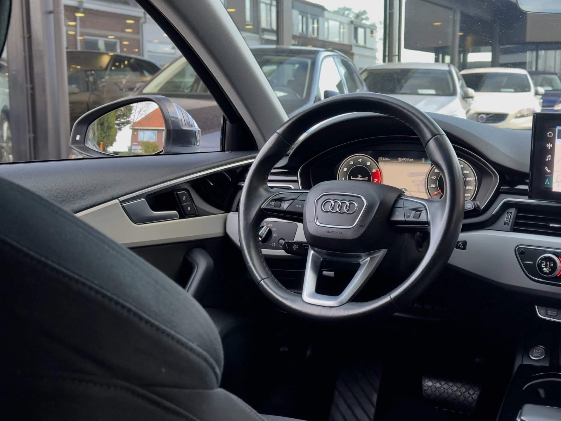 Hoofdafbeelding Audi A4