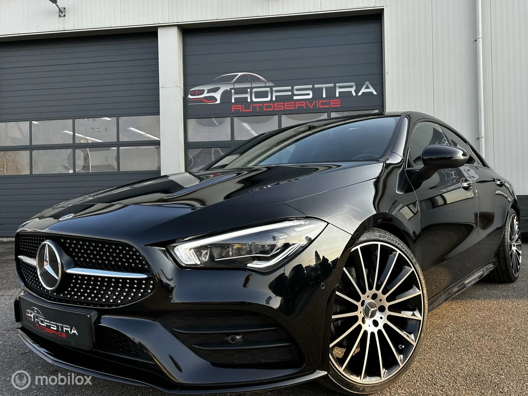 Hoofdafbeelding Mercedes-Benz CLA