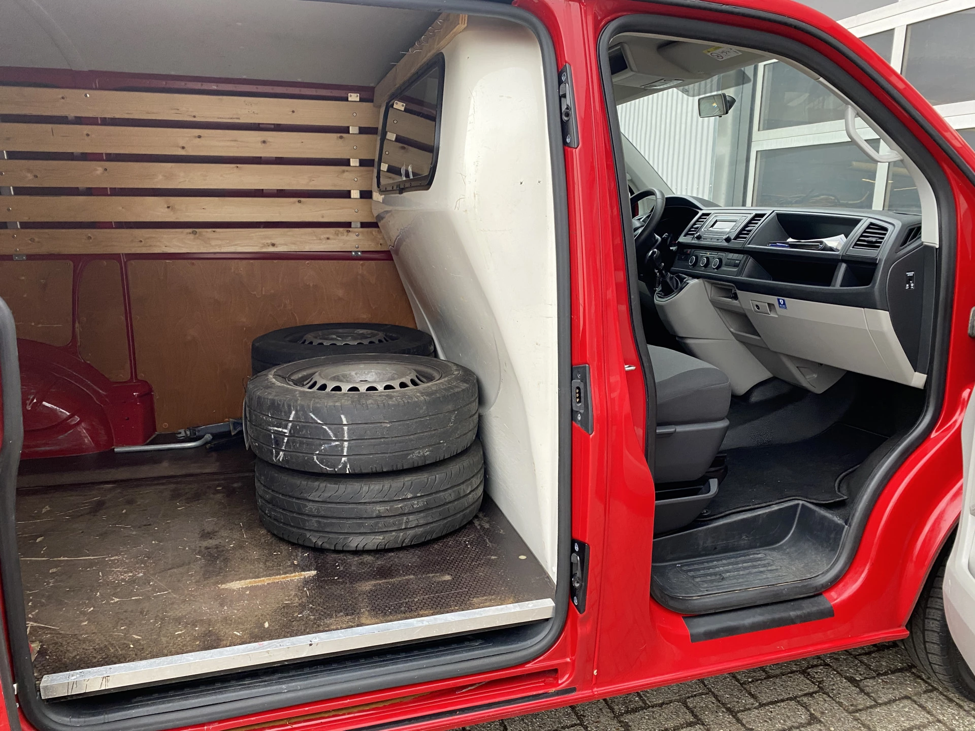 Hoofdafbeelding Volkswagen Transporter