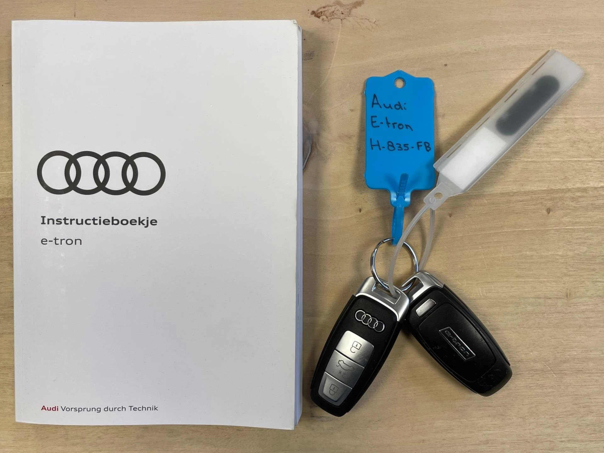 Hoofdafbeelding Audi e-tron