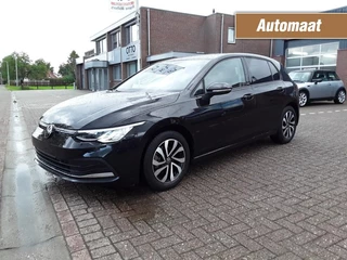 Hoofdafbeelding Volkswagen Golf Volkswagen Golf 1.5 eTSI DSG ACTIVE / NAVI / LED / ACC