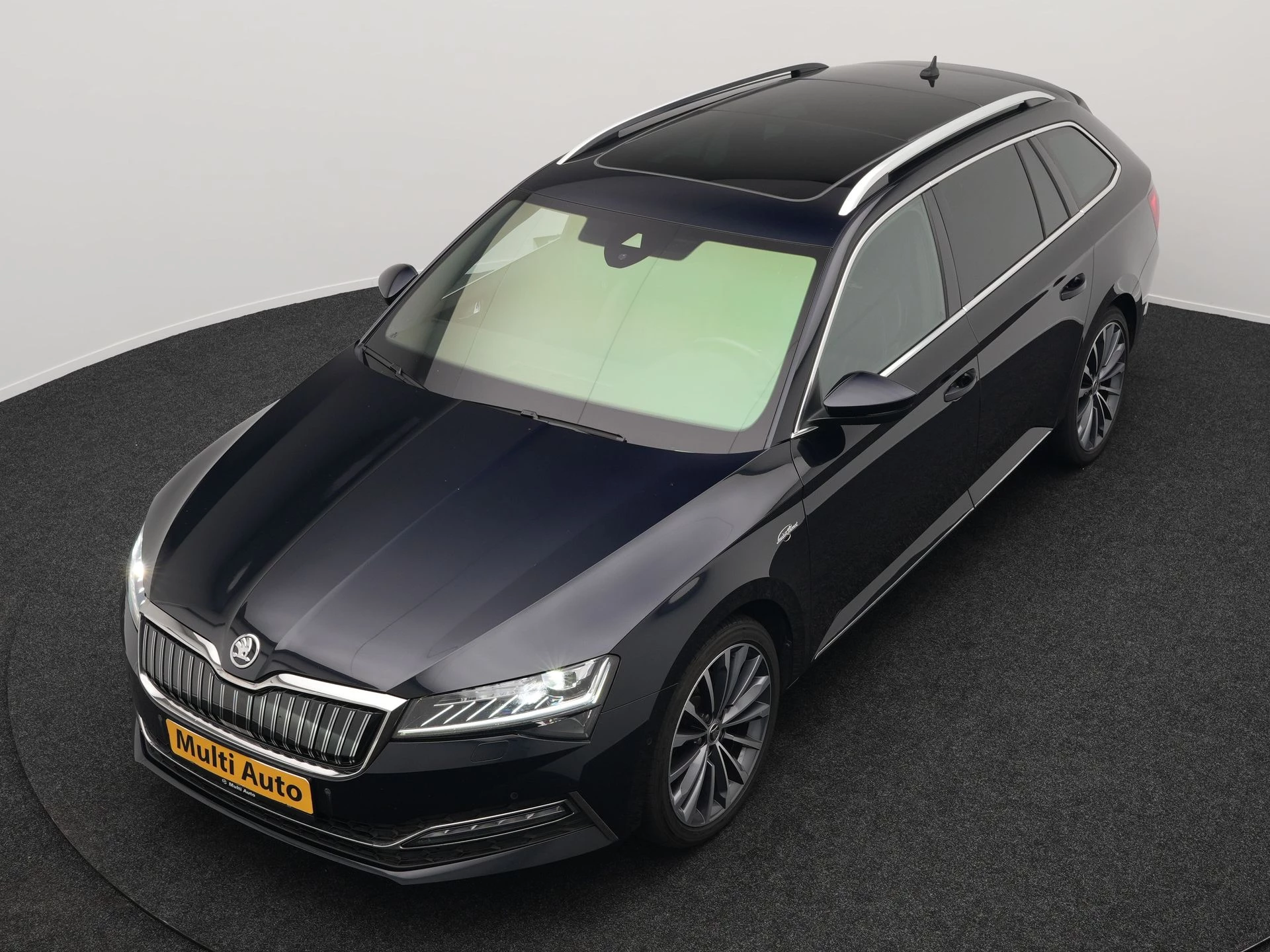 Hoofdafbeelding Škoda Superb