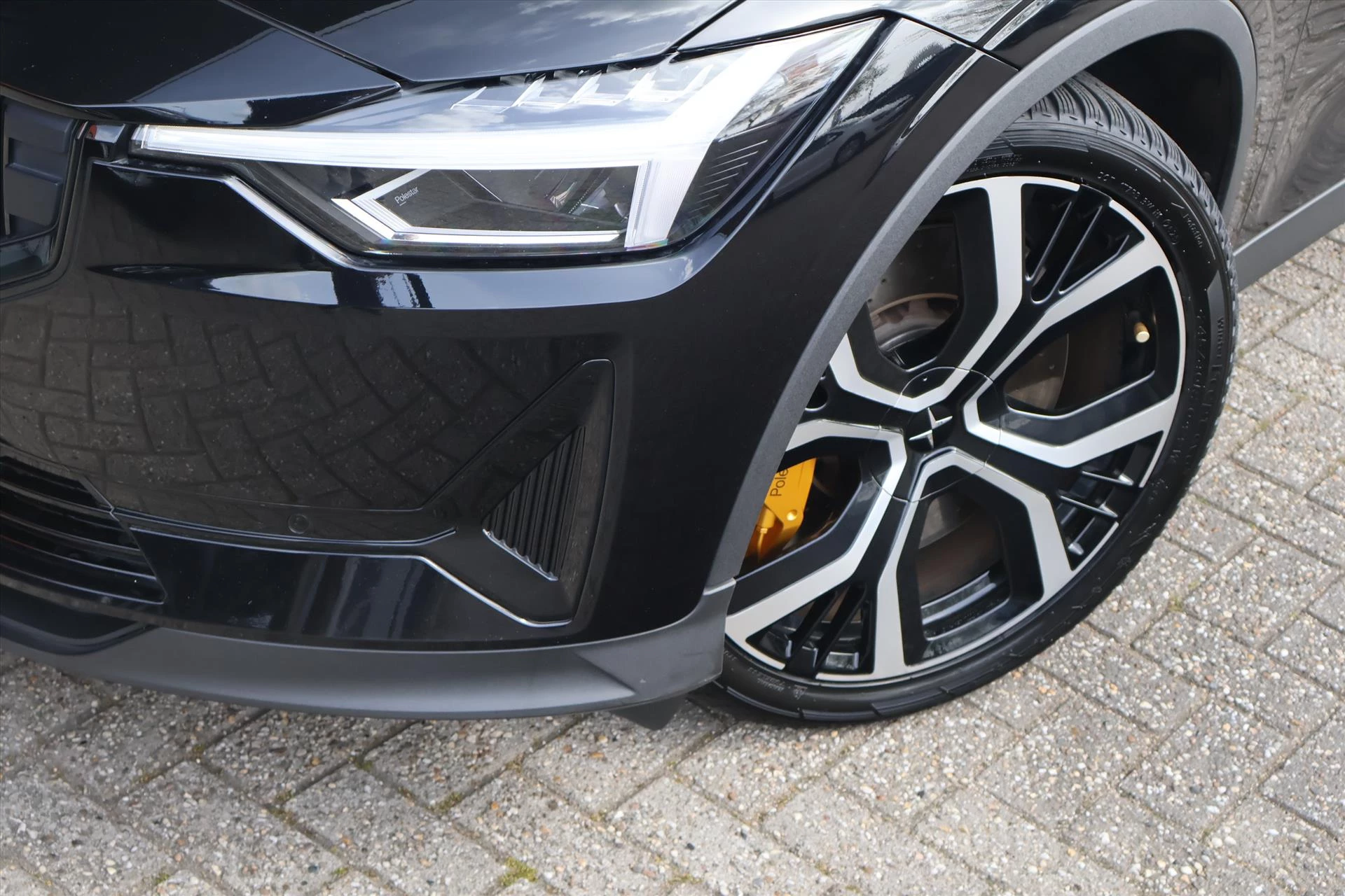 Hoofdafbeelding Polestar 2