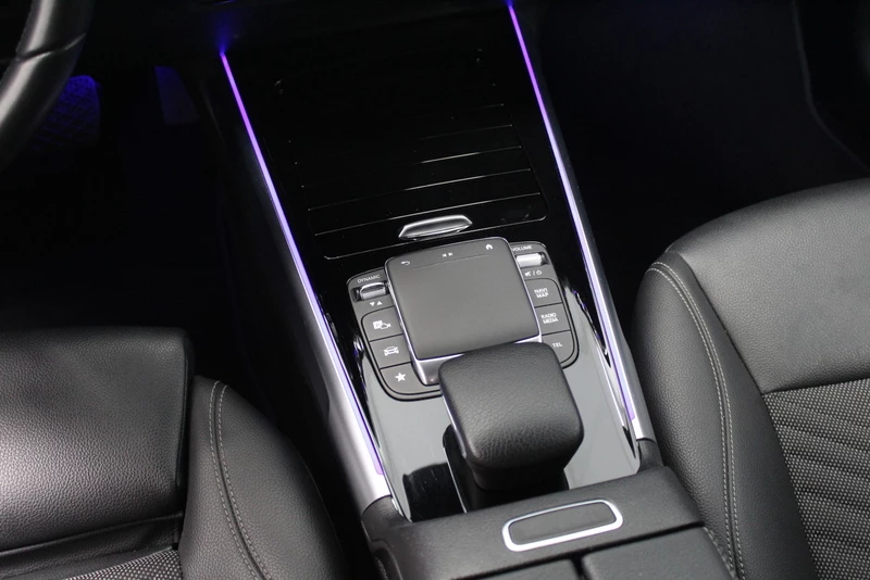 Hoofdafbeelding Mercedes-Benz EQB