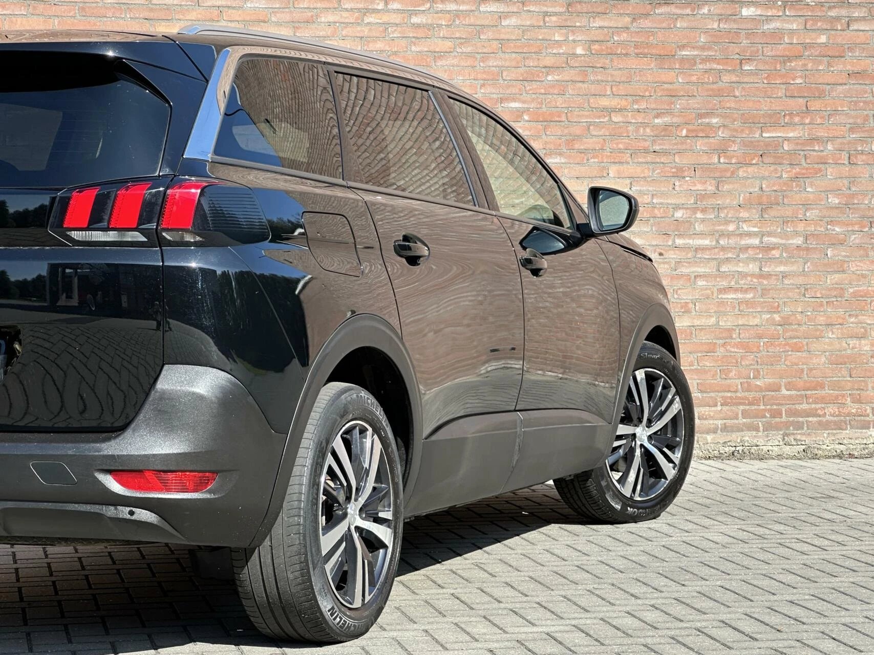 Hoofdafbeelding Peugeot 5008