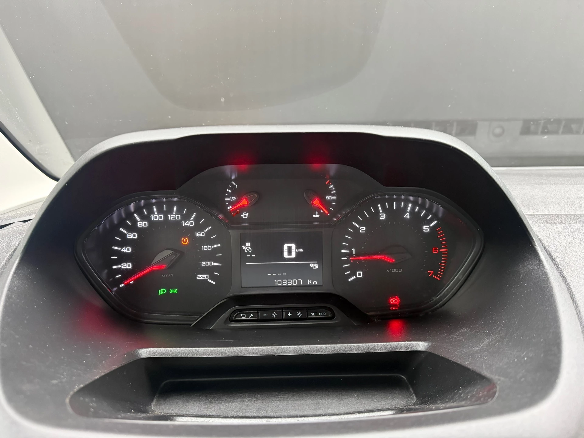 Hoofdafbeelding Peugeot Partner