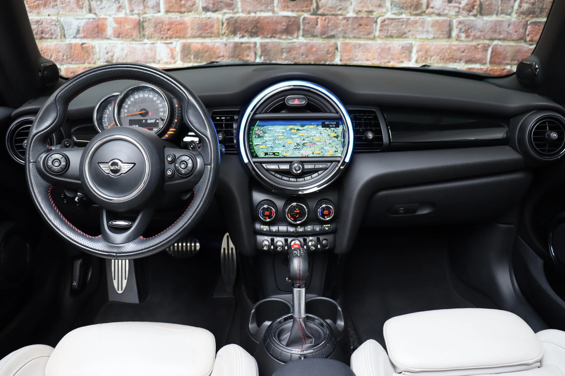 Hoofdafbeelding MINI Cooper S Cabrio