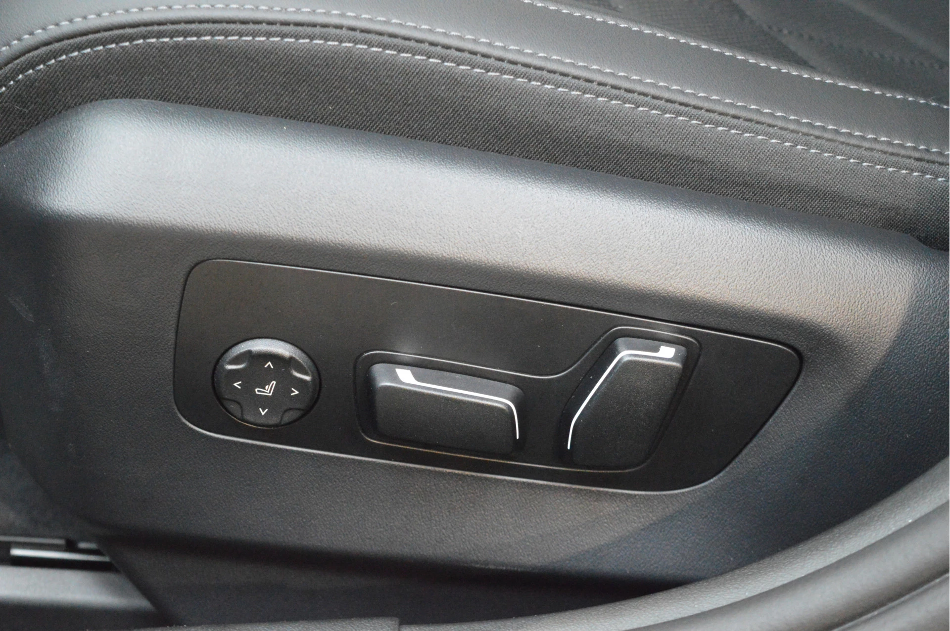 Hoofdafbeelding BMW i5