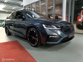 Skoda Octavia Combi 2.0 TSI iV RS 245 PK. DSG PANO VIRTUAL XENON LED KUIPSTOELEN LEER