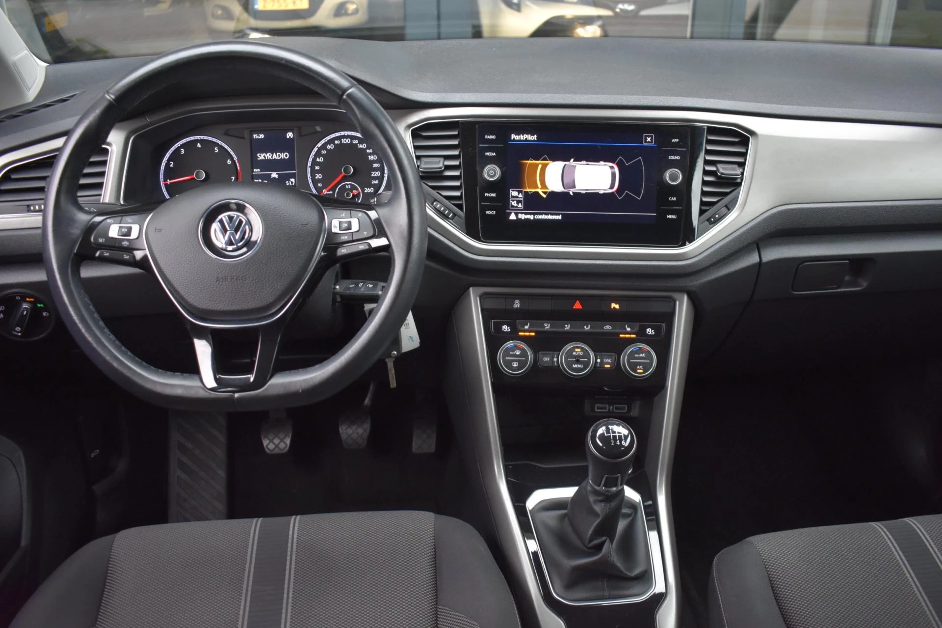 Hoofdafbeelding Volkswagen T-Roc