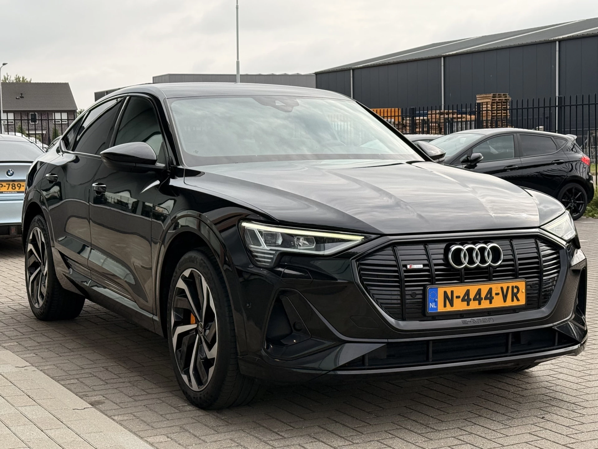 Hoofdafbeelding Audi e-tron