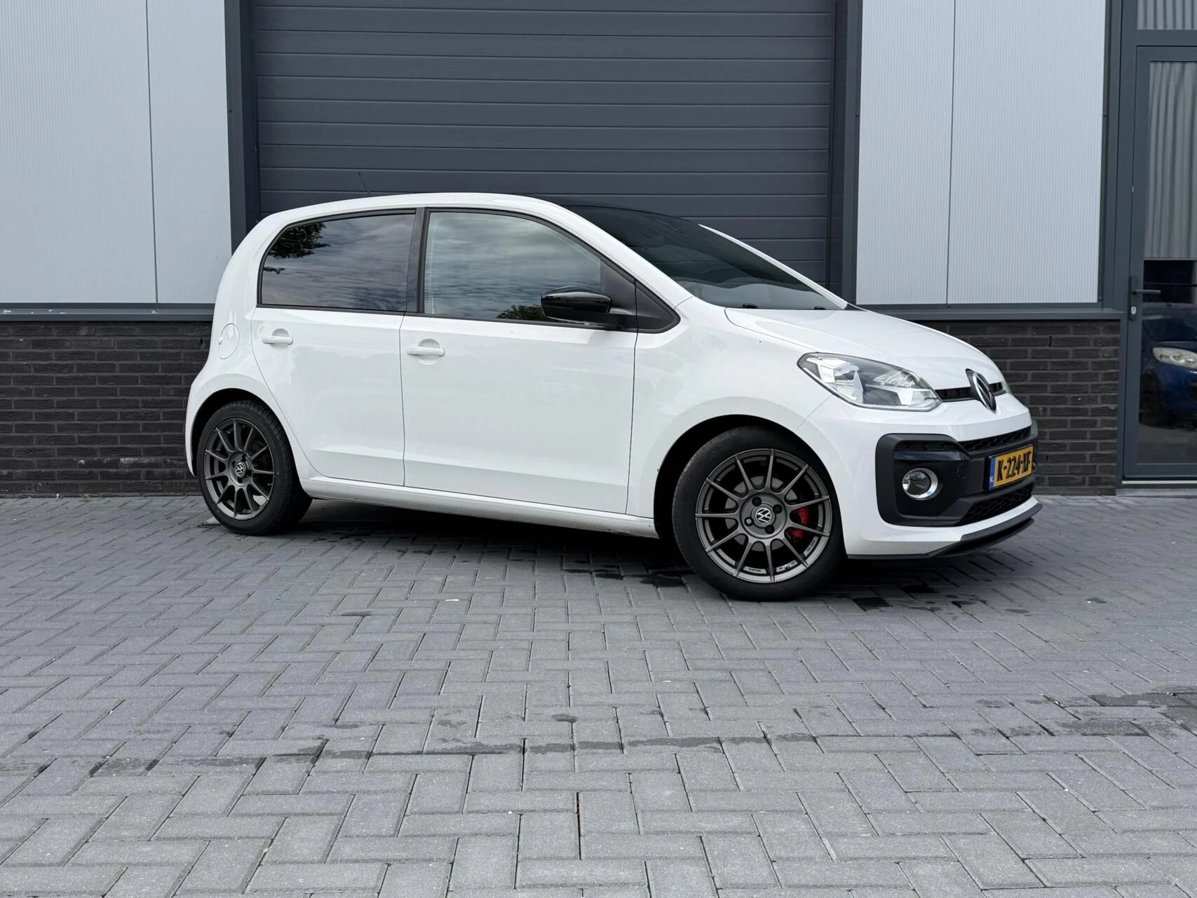 Hoofdafbeelding Volkswagen up!