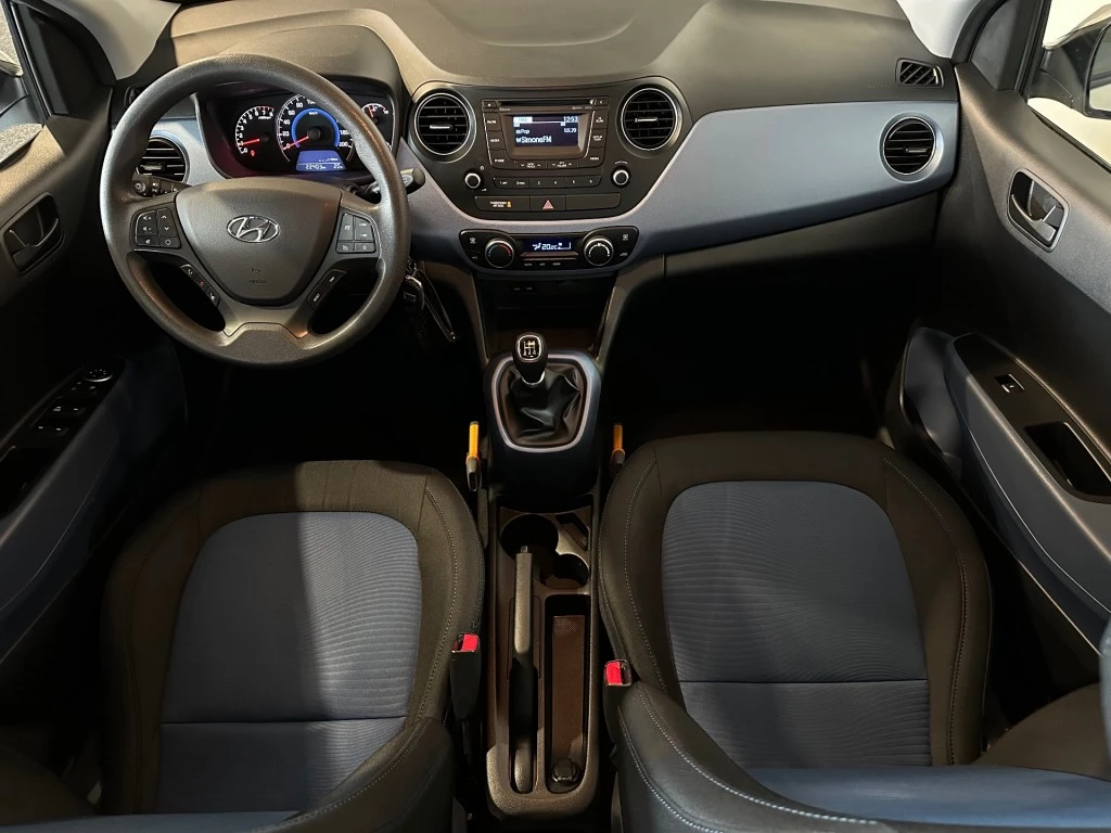 Hoofdafbeelding Hyundai i10