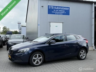 Hoofdafbeelding Volvo V40 Volvo V40 2.0 D4 Momentum Business, Navi