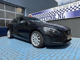 Volvo V40 1.6 T2 187PK CRUISE NAVI LED STOELVERW.