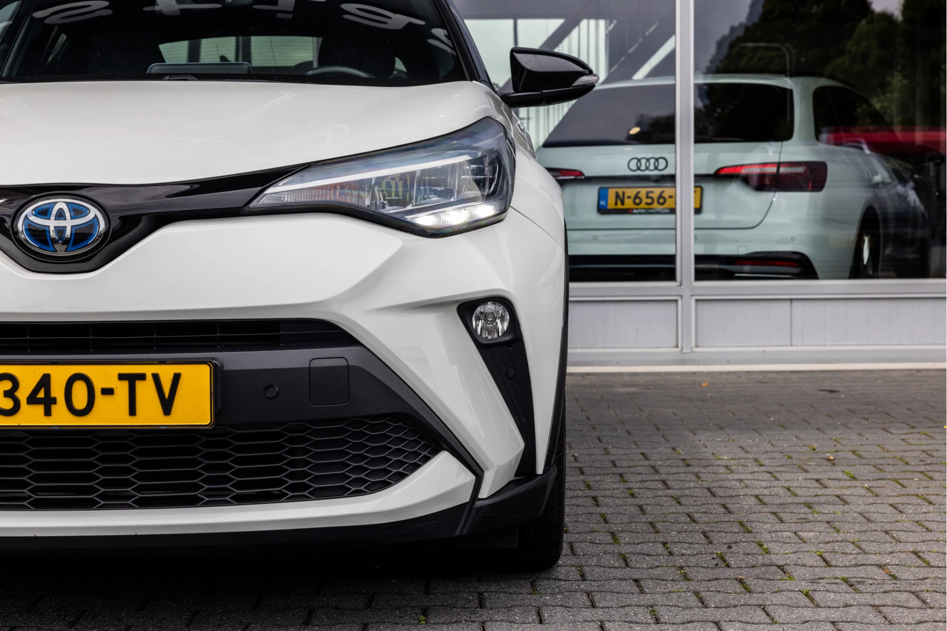 Hoofdafbeelding Toyota C-HR