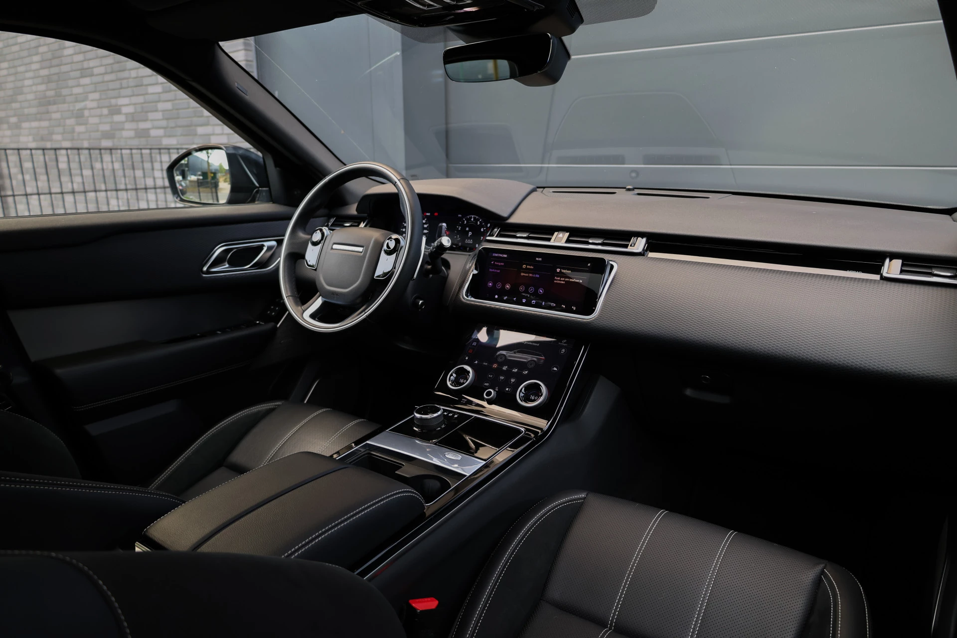 Hoofdafbeelding Land Rover Range Rover Velar