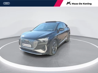 Hoofdafbeelding Audi Q4 Sportback e-tron Audi Q4 Sportback e-tron 40 S Line 82kWh / 204pk · Apple/Android Car Play · Adaptive Cruise Control · Navigatie · SONOS ·  Camera + Parkeersensoren · Drive select · Garantie t/m 26-09-2026 of 60000km