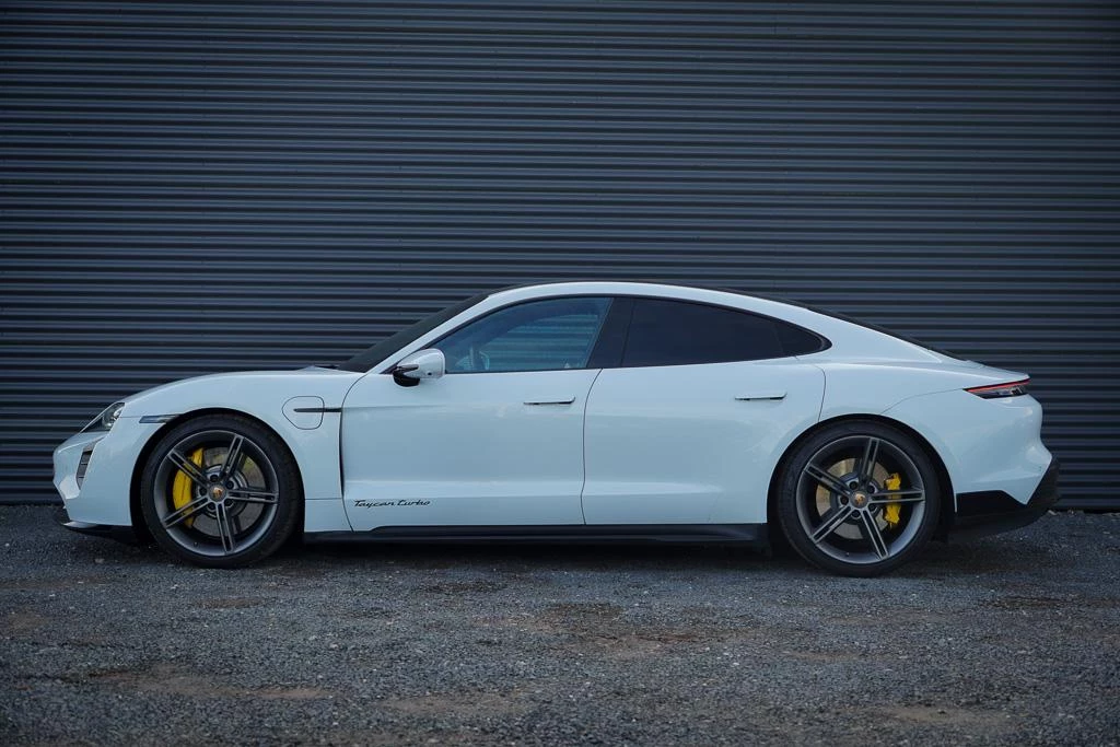 Hoofdafbeelding Porsche Taycan