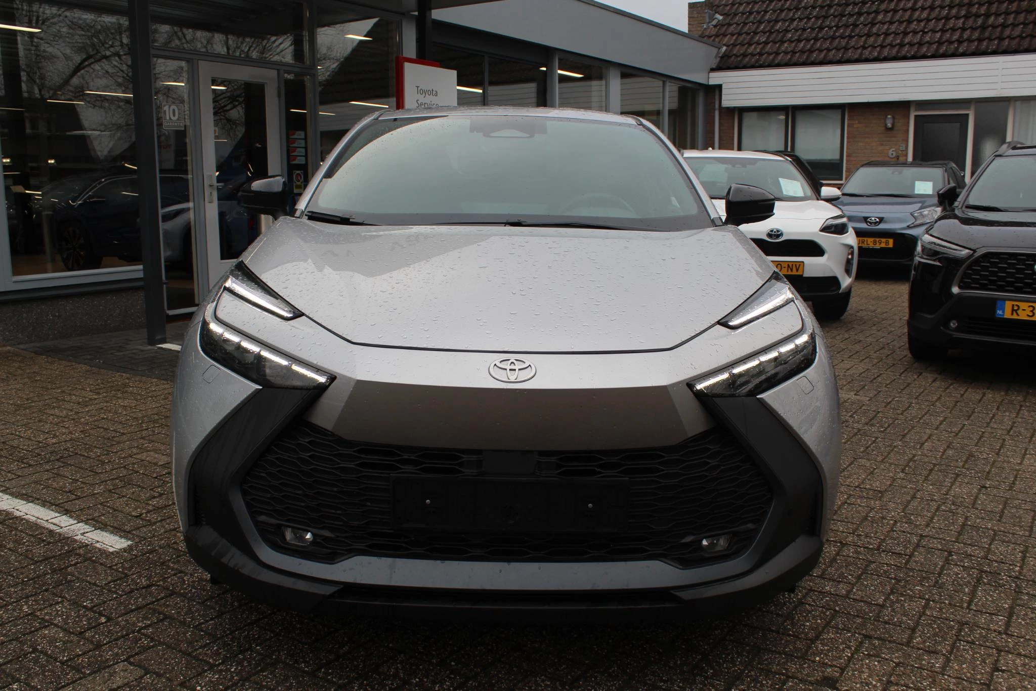 Hoofdafbeelding Toyota C-HR